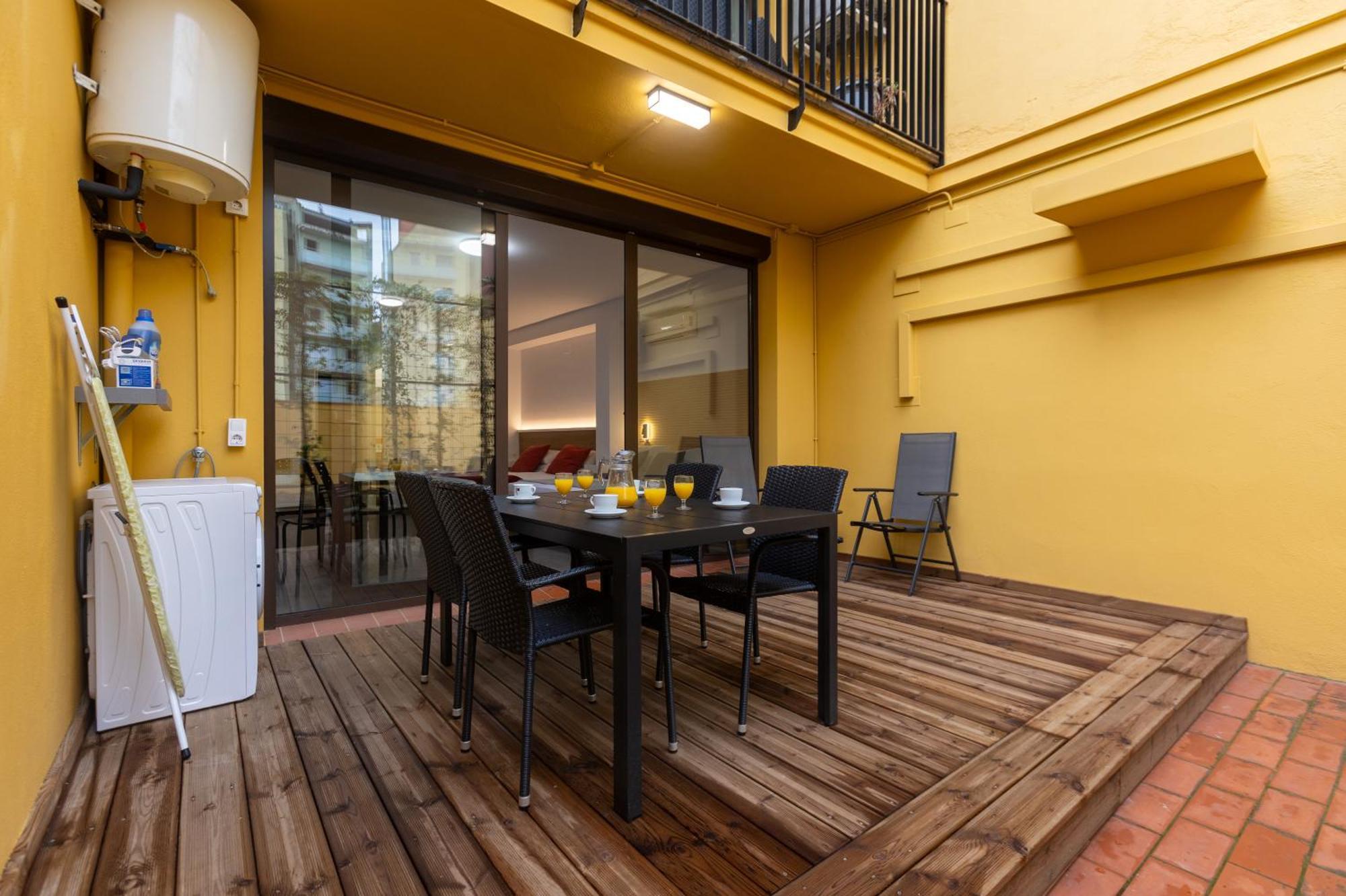 Apartamentos Enfrente Del Museo Dali 피게레스 외부 사진